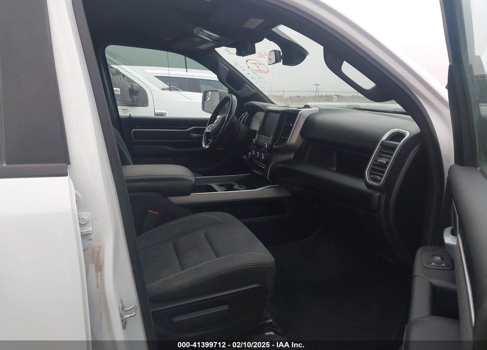 2019 RAM 1500 BIG HORN/LONE STAR 4X4 5'7 BOX VIN: 1C6RRFFG2KN803068