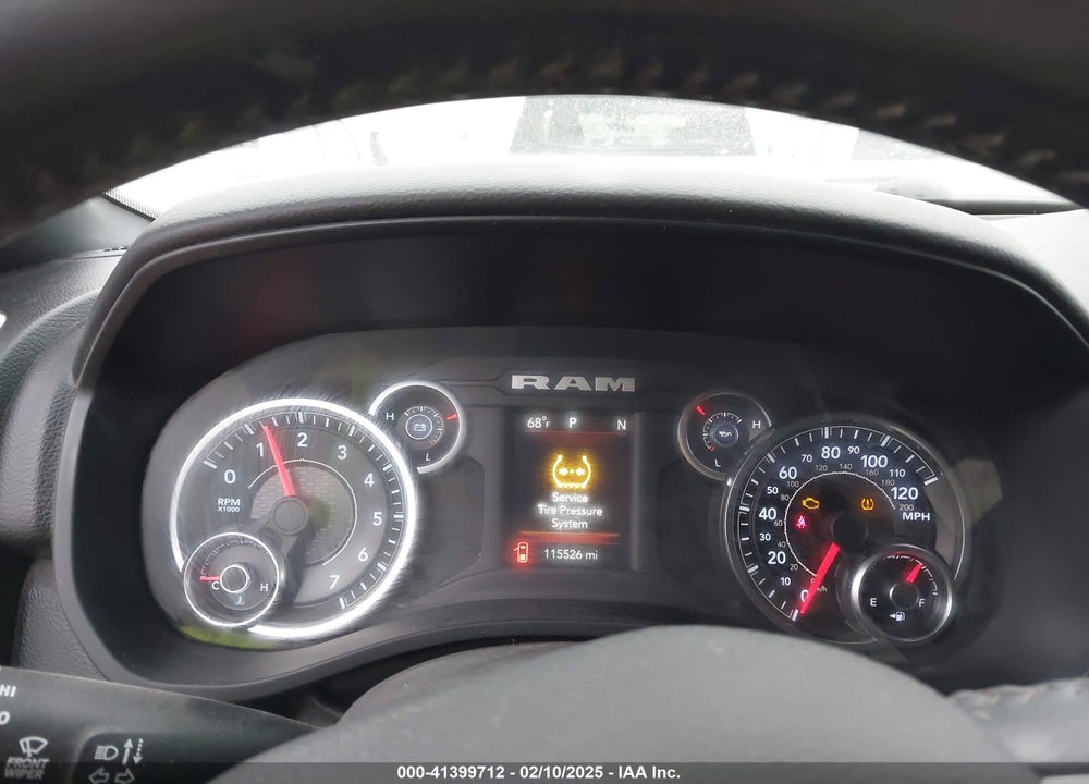 2019 RAM 1500 BIG HORN/LONE STAR 4X4 5'7 BOX VIN: 1C6RRFFG2KN803068