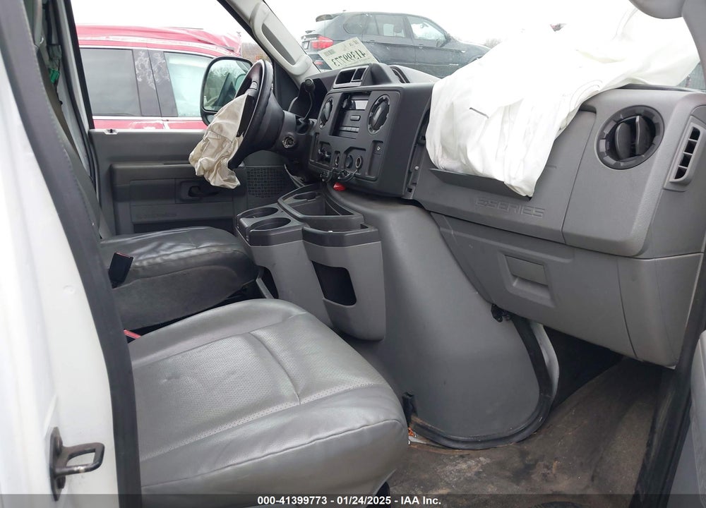 2013 FORD E-350 CUTAWAY VIN: 1FDWE3FL4DDA16324