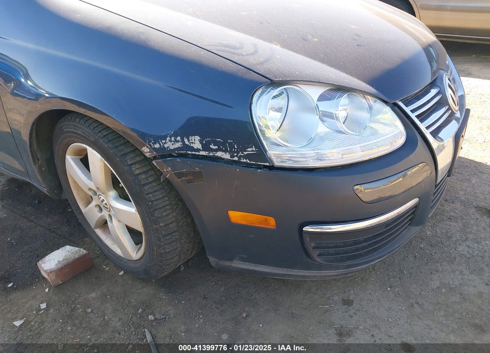 2008 VOLKSWAGEN JETTA VIN: 3VWRZ71K38M035479