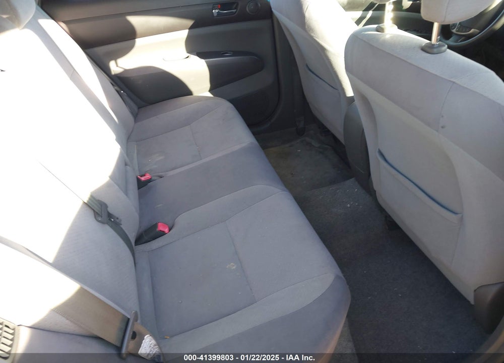 2005 TOYOTA PRIUS VIN: JTDKB20U553010403