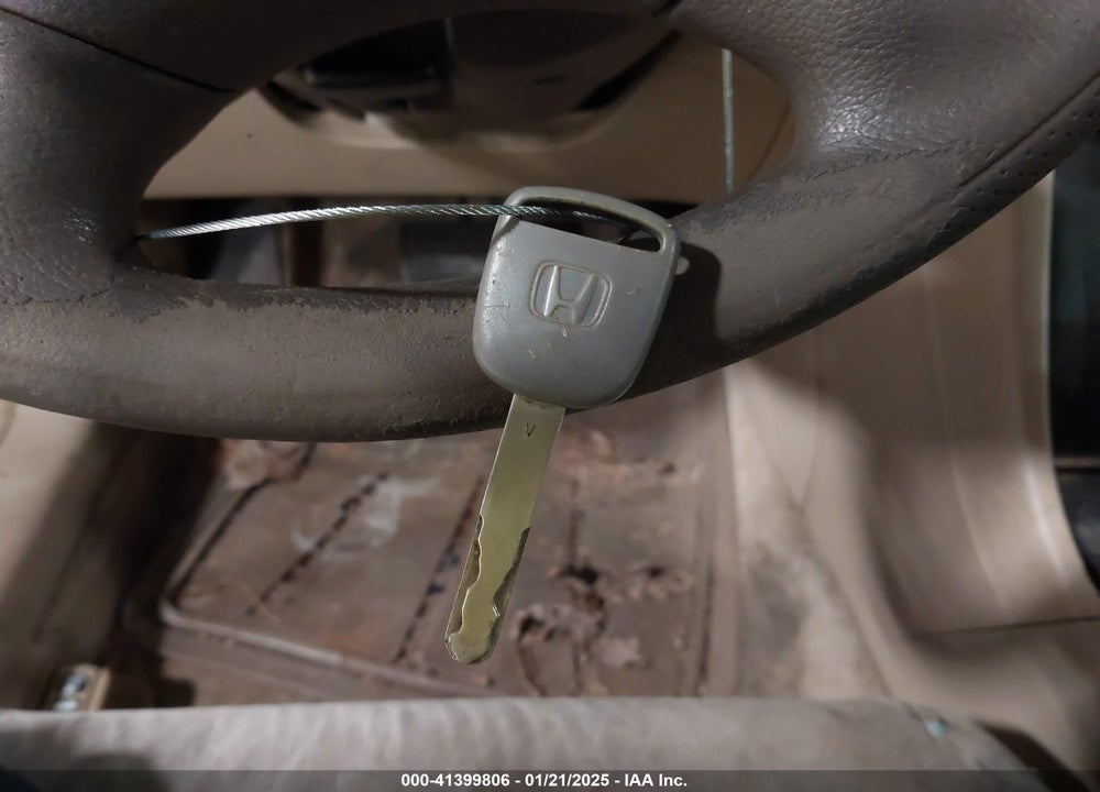 2004 HONDA ACCORD 2.4 LX VIN: 1HGCM563X4A124889
