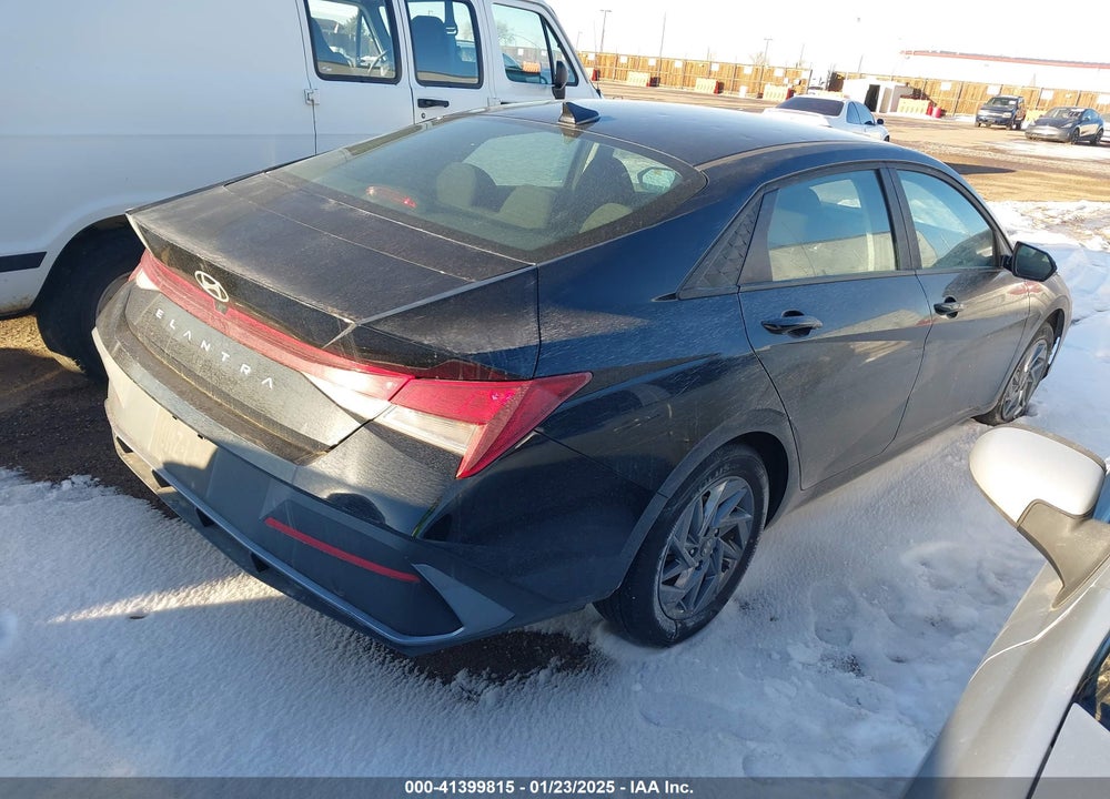 2024 HYUNDAI ELANTRA VIN: KMHLM4DG5RU644806