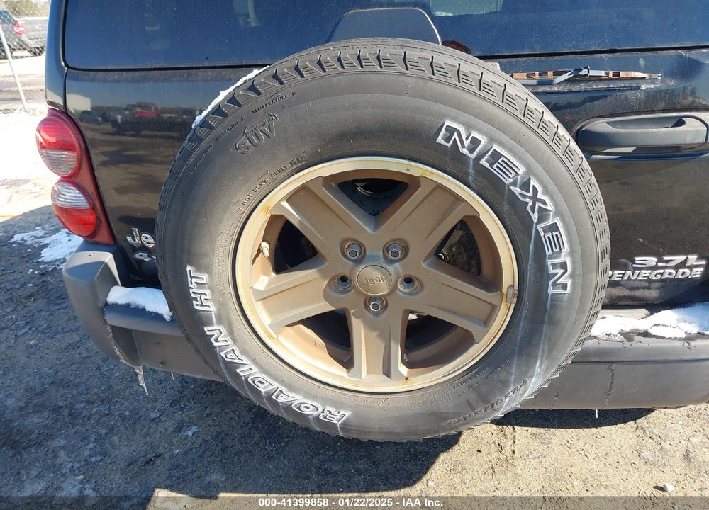 2005 JEEP LIBERTY RENEGADE VIN: 1J4GL38K75W552199