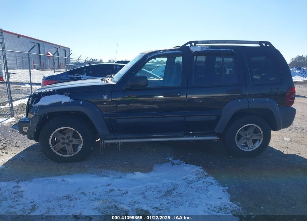 2005 JEEP LIBERTY RENEGADE VIN: 1J4GL38K75W552199