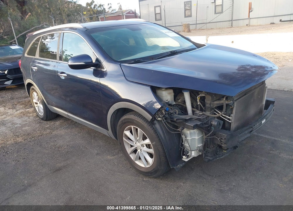 2016 KIA SORENTO 3.3L LX VIN: 5XYPG4A57GG152485