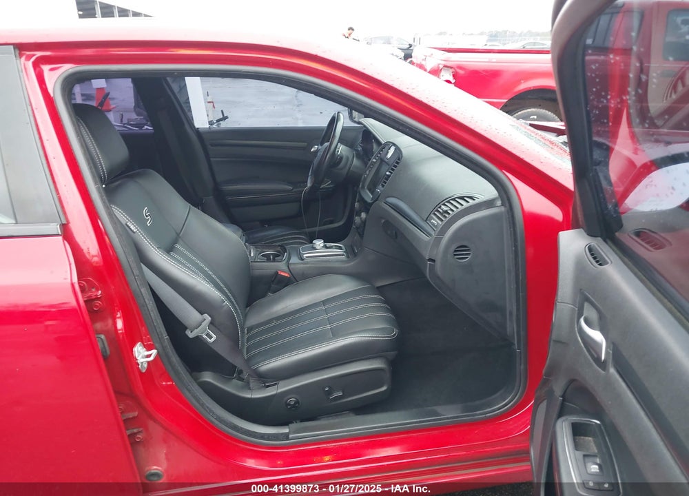 2015 CHRYSLER 300 VIN: 2C3CCAGG7FH787096