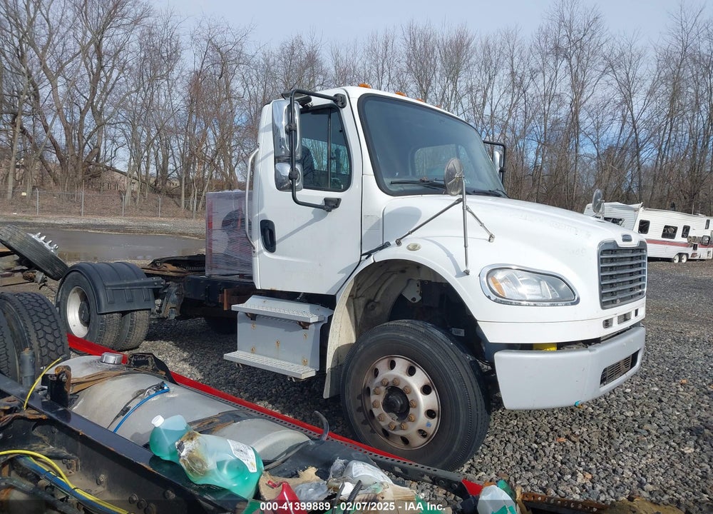 2017 FREIGHTLINER M2 106 VIN: 1FUBCYCY2HHJD9256