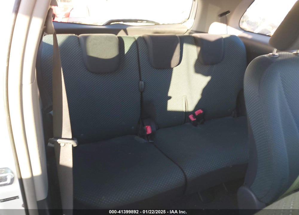 2008 TOYOTA YARIS VIN: JTDJT923085217635