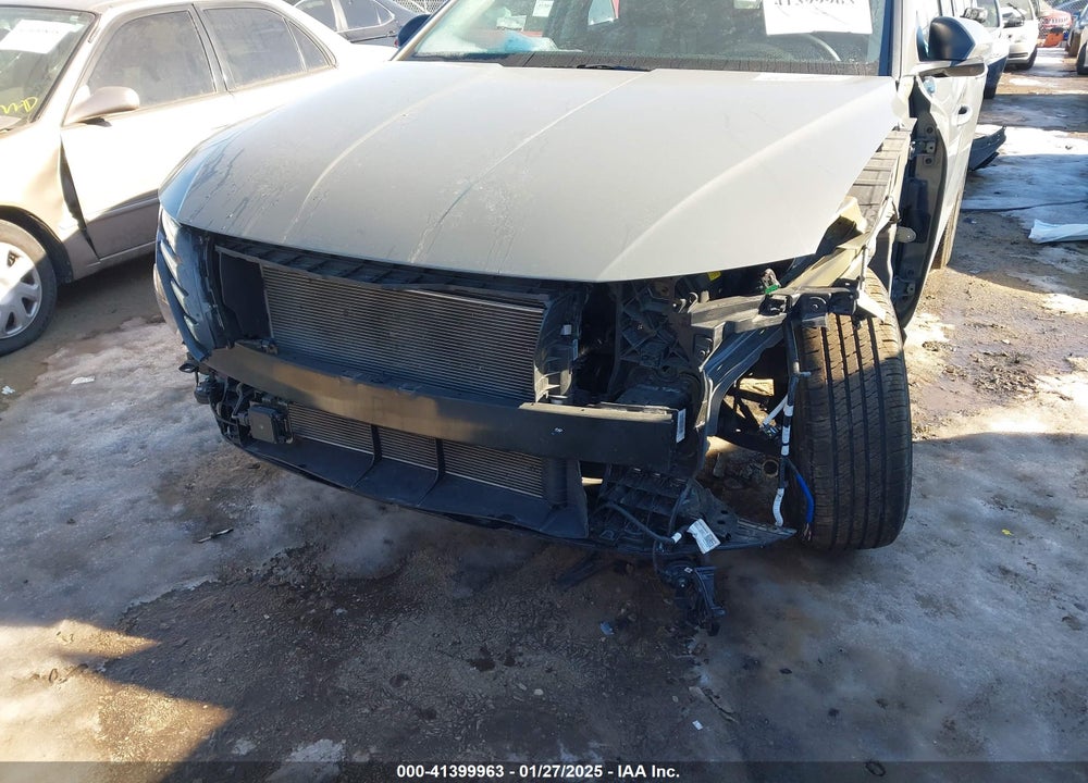 2024 HYUNDAI TUCSON SE VIN: 5NMJACDEXRH395617