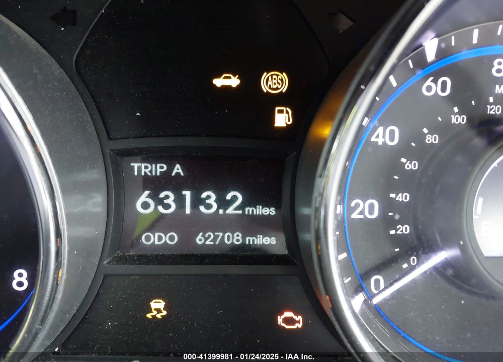 2014 HYUNDAI SONATA VIN: 5NPEB4AC5EH936819