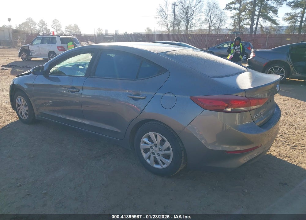 2018 HYUNDAI ELANTRA SE VIN: 5NPD74LF5JH348997