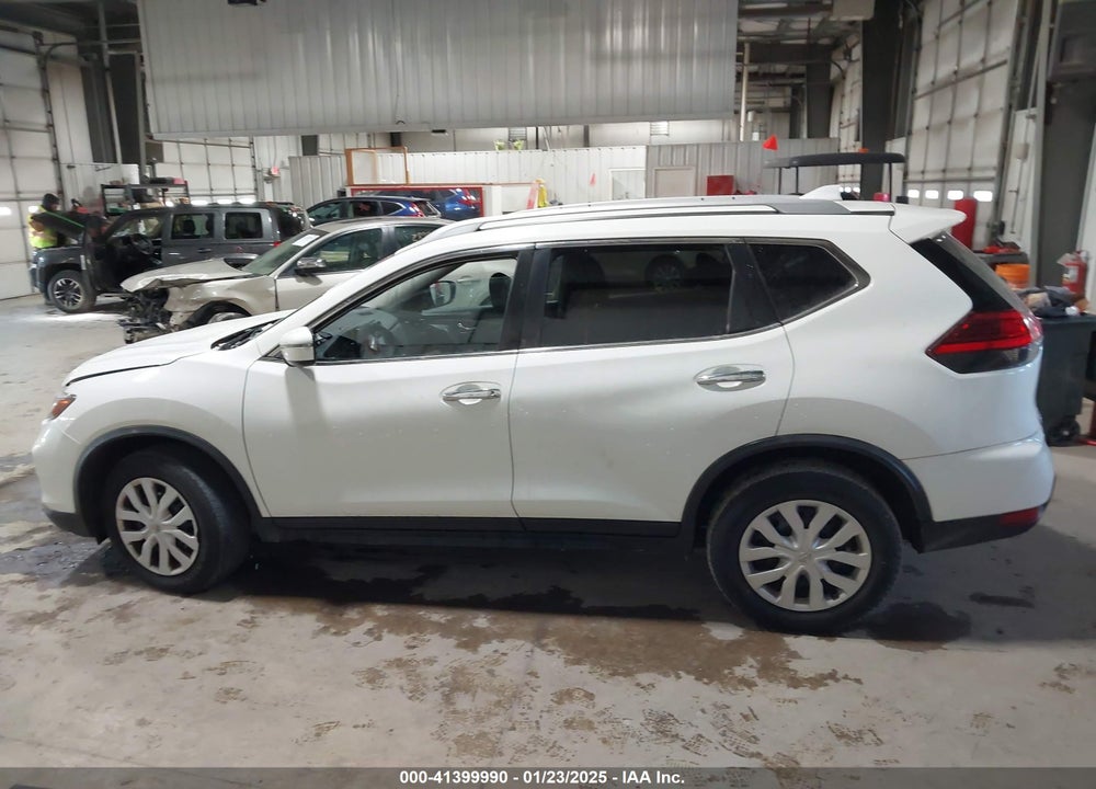 2017 NISSAN ROGUE S VIN: JN8AT2MV5HW007570