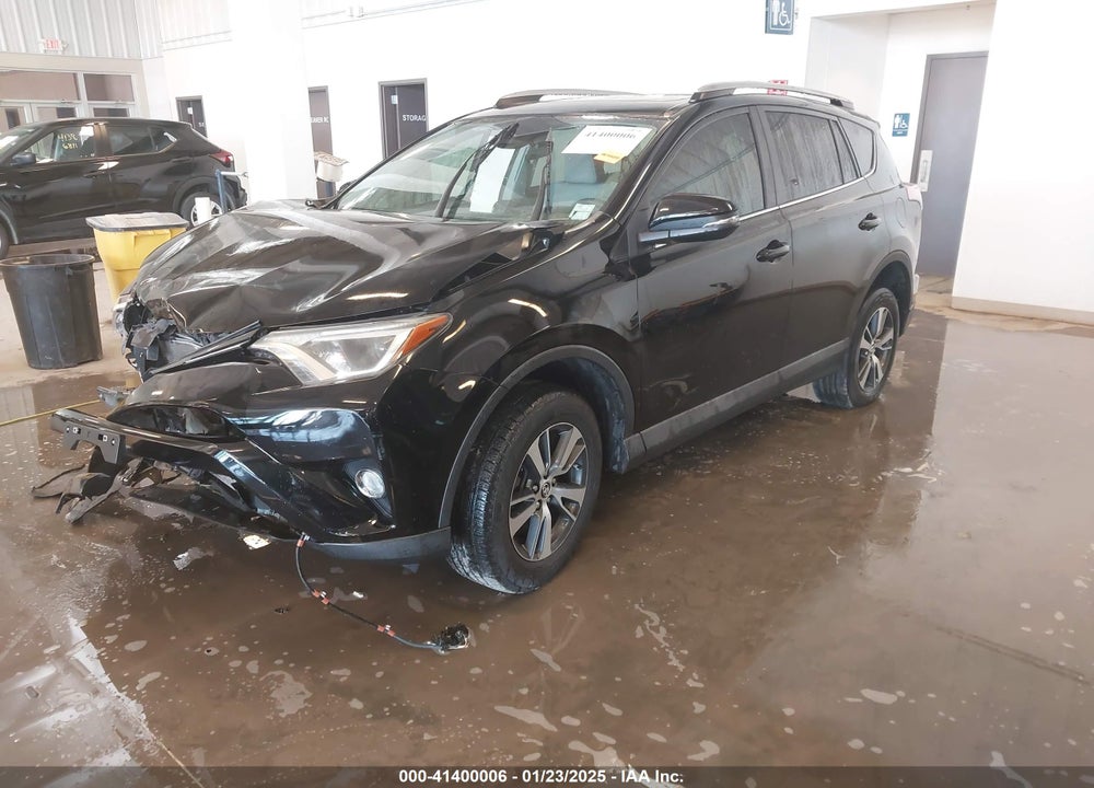 2018 TOYOTA RAV4 ADVENTURE/XLE VIN: 2T3WFREVXJW439060