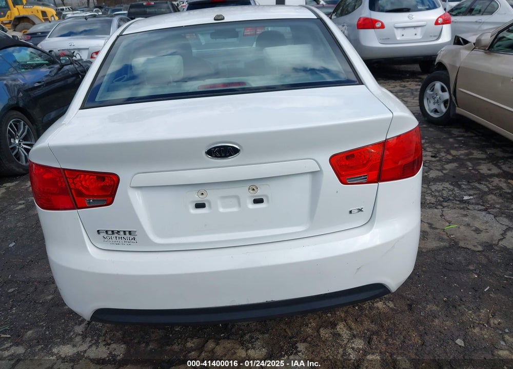 2013 KIA FORTE VIN: KNAFU4A23D5697112
