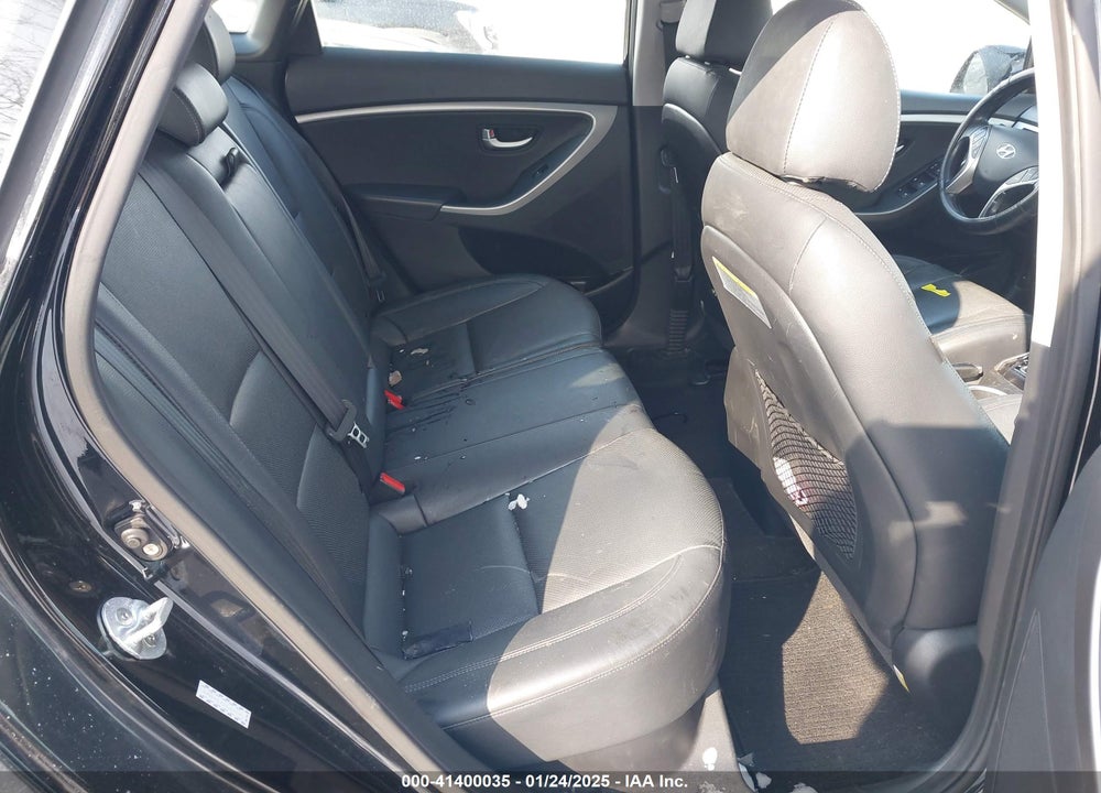 2017 HYUNDAI ELANTRA GT VIN: KMHD35LH5HU354040