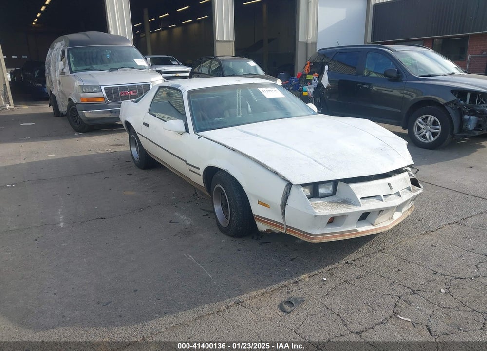 1984 CHEVROLET CAMARO VIN: 1G1AP87H1EL204122
