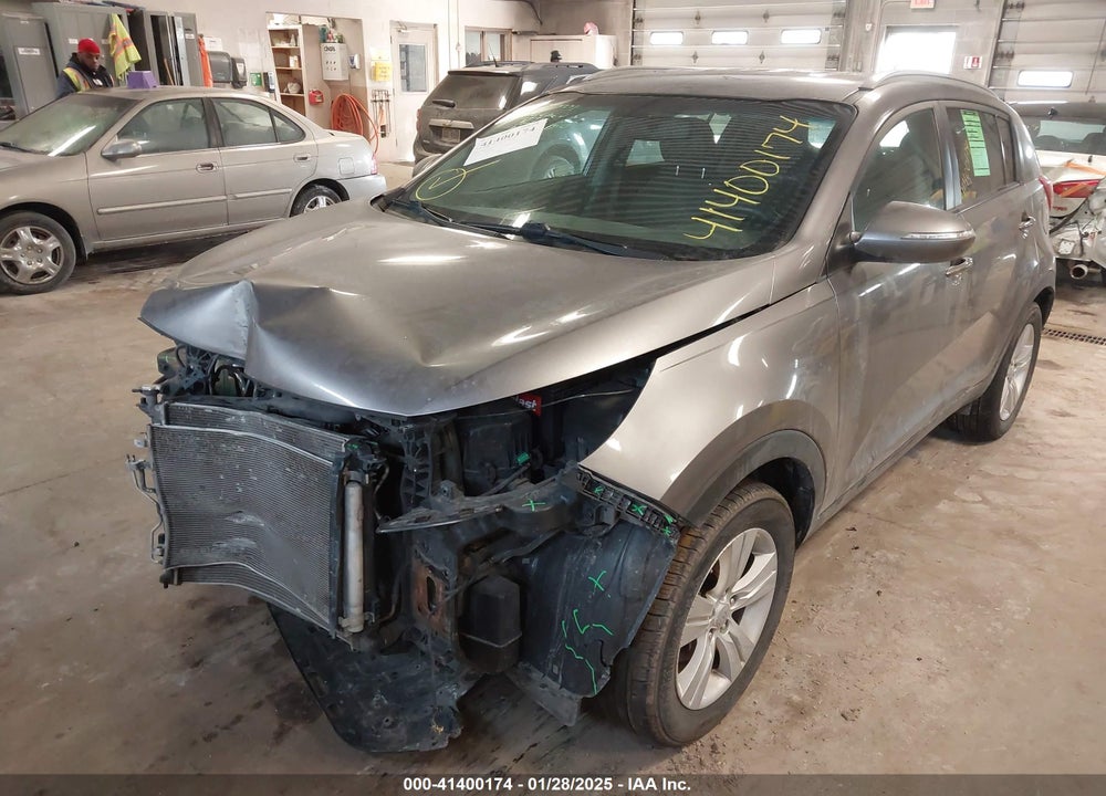 2012 KIA SPORTAGE VIN: KNDPB3A22C7215093