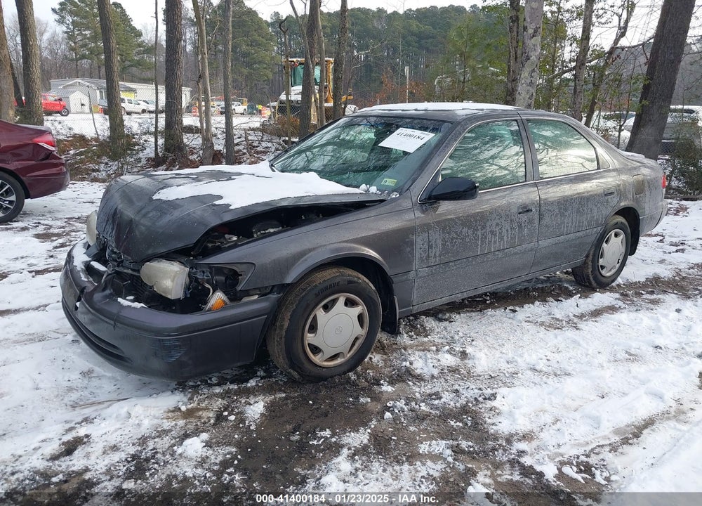 2000 TOYOTA CAMRY CE VIN: 4T1BG22K2YU986601