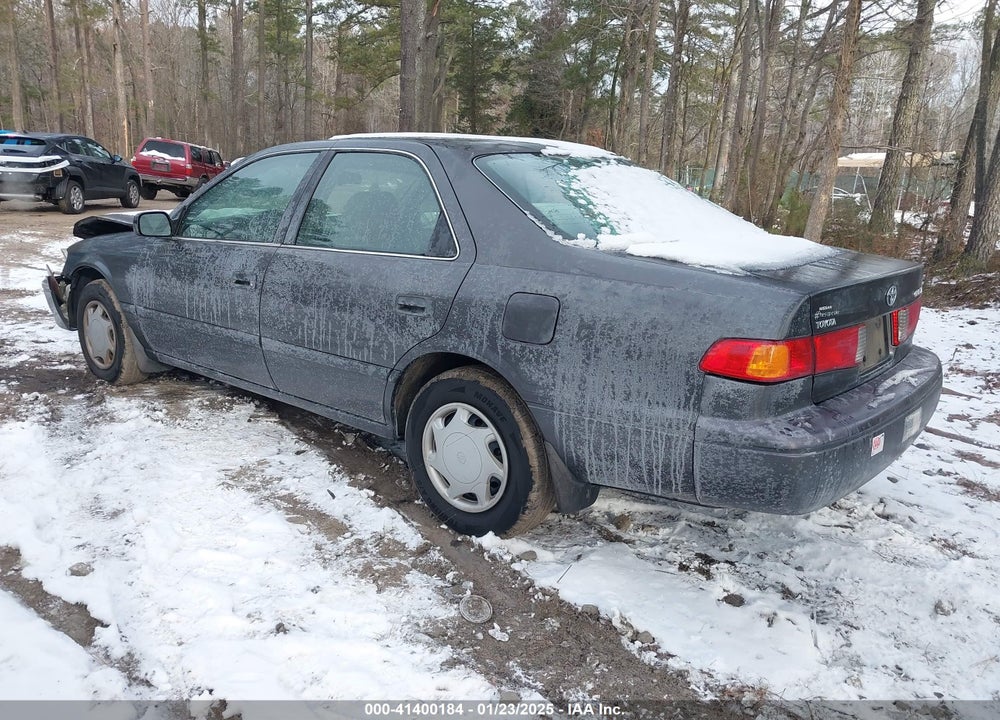 2000 TOYOTA CAMRY CE VIN: 4T1BG22K2YU986601