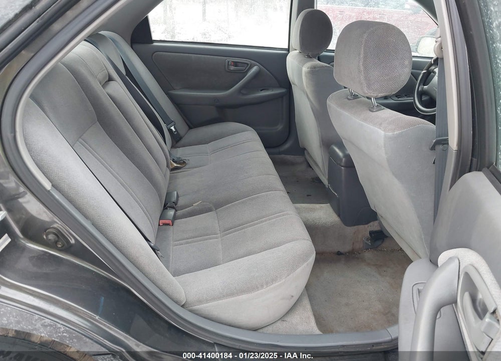 2000 TOYOTA CAMRY CE VIN: 4T1BG22K2YU986601