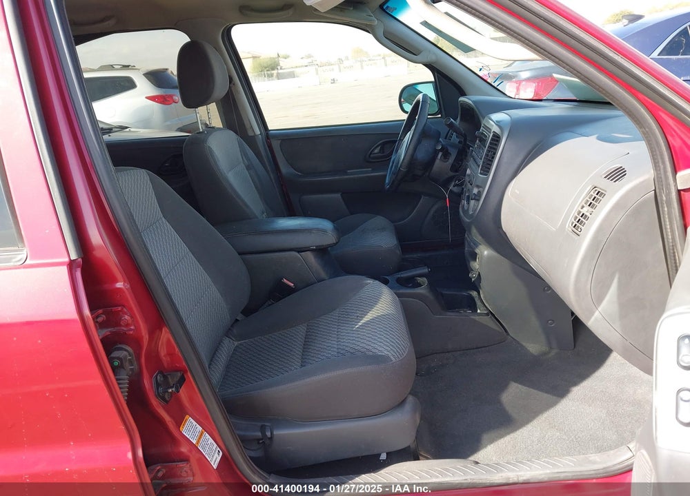 2003 FORD ESCAPE XLT VIN: 1FMCU93163KE15144