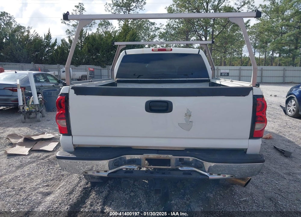 2005 CHEVROLET SILVERADO 2500HD LT VIN: 1GCHK23295F952151