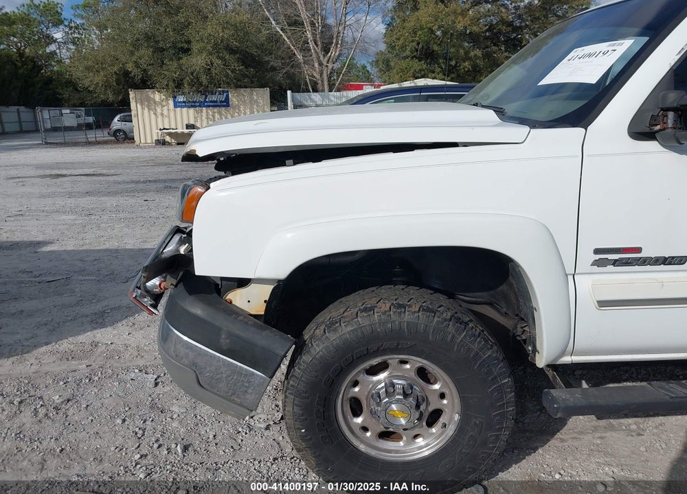 2005 CHEVROLET SILVERADO 2500HD LT VIN: 1GCHK23295F952151