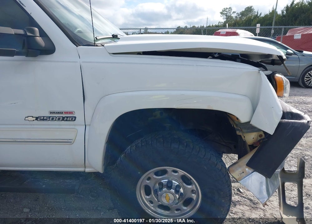 2005 CHEVROLET SILVERADO 2500HD LT VIN: 1GCHK23295F952151