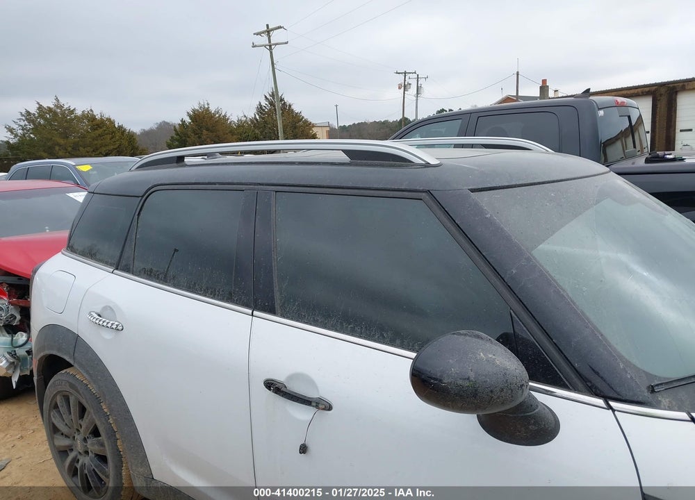 2019 MINI COUNTRYMAN COOPER S VIN: WMZYT5C59K3G90950