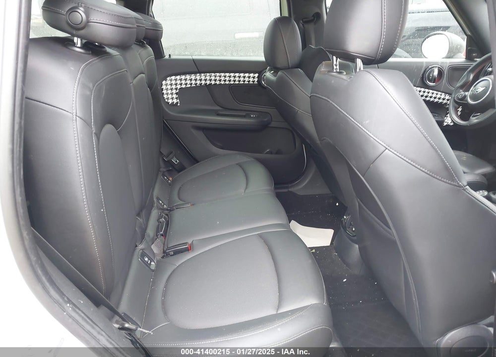 2019 MINI COUNTRYMAN COOPER S VIN: WMZYT5C59K3G90950