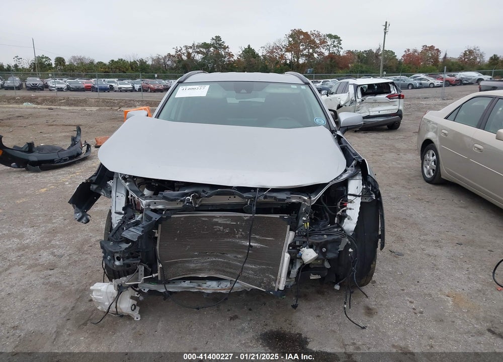 2020 TOYOTA RAV4 XLE VIN: 2T3W1RFVXLC053224