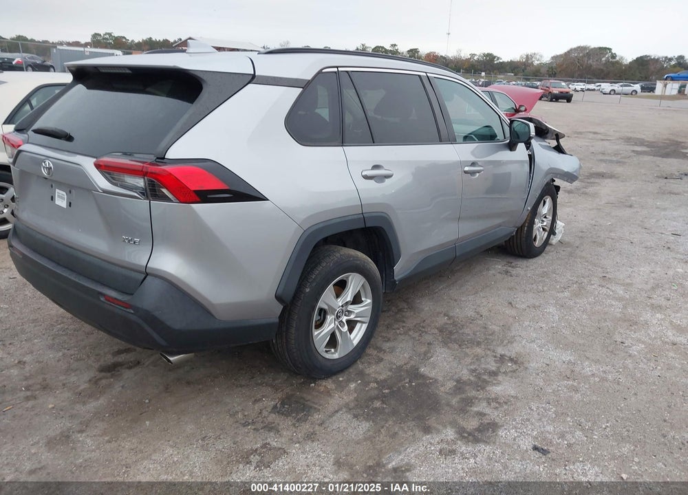 2020 TOYOTA RAV4 XLE VIN: 2T3W1RFVXLC053224