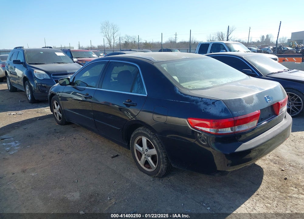 2003 HONDA ACCORD 2.4 EX VIN: 1HGCM56633A111877