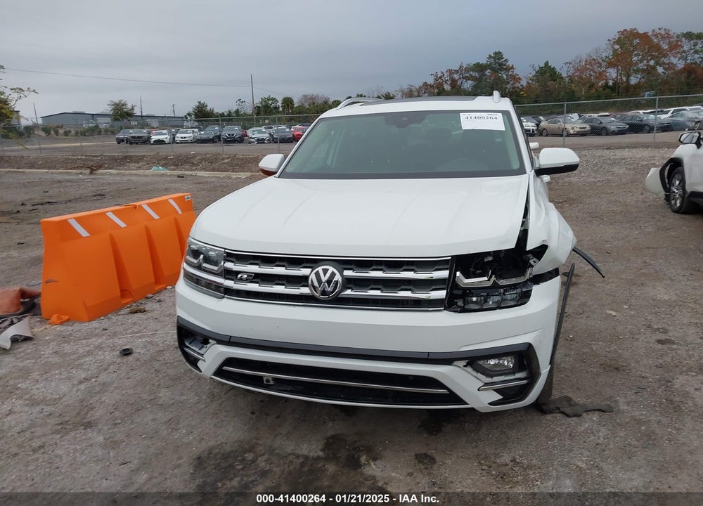 2018 VOLKSWAGEN ATLAS 3.6L V6 SEL VIN: 1V2SR2CA2JC592188