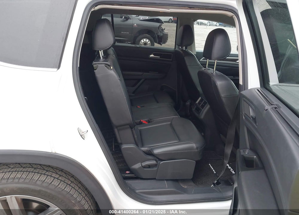 2018 VOLKSWAGEN ATLAS 3.6L V6 SEL VIN: 1V2SR2CA2JC592188