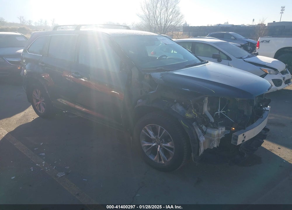 2016 TOYOTA HIGHLANDER LE PLUS V6 VIN: 5TDBKRFHXGS327730