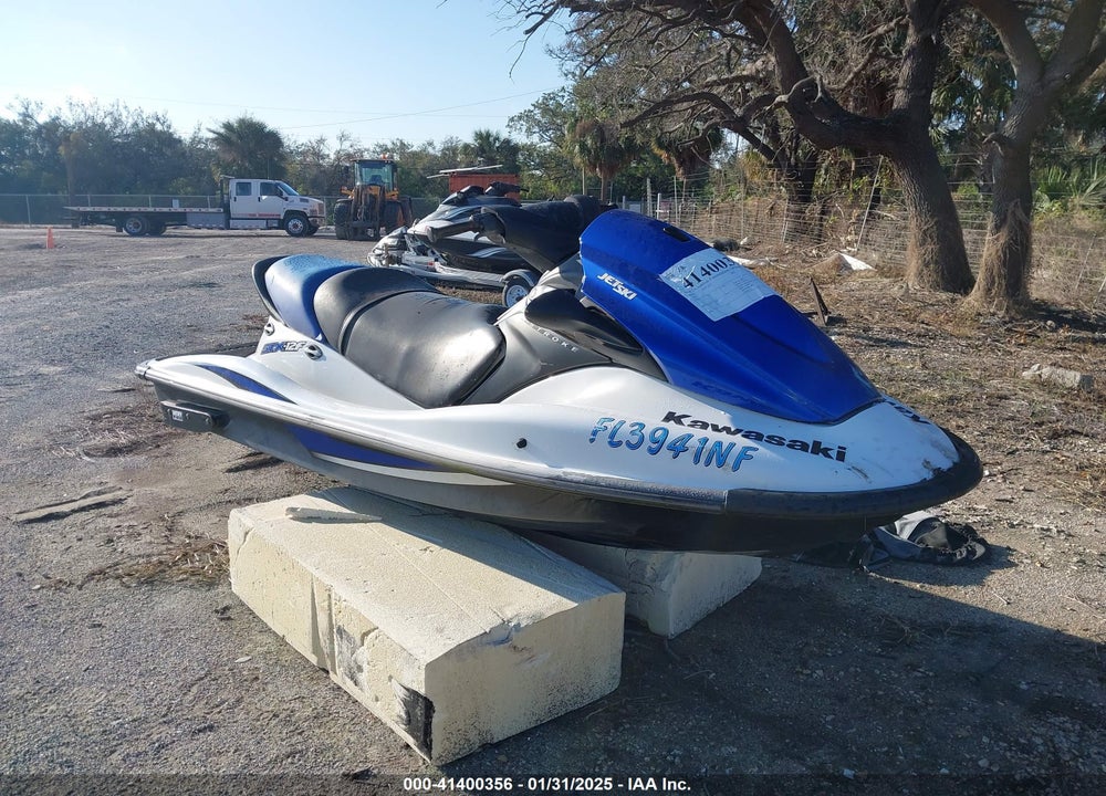 2006 KAWASAKI JET SKI STX VIN: USKAW34306E606