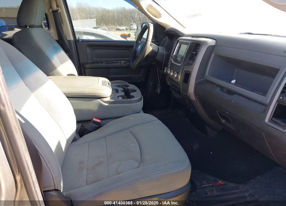 2013 RAM 1500 VIN: 1C6RR7FG7DS648009
