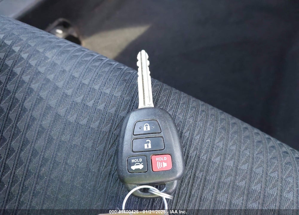 2015 TOYOTA CAMRY SE VIN: 4T1BF1FK3FU115484
