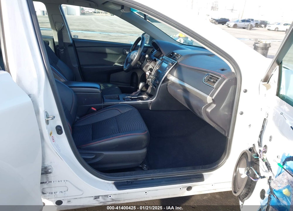 2015 TOYOTA CAMRY SE VIN: 4T1BF1FK3FU115484