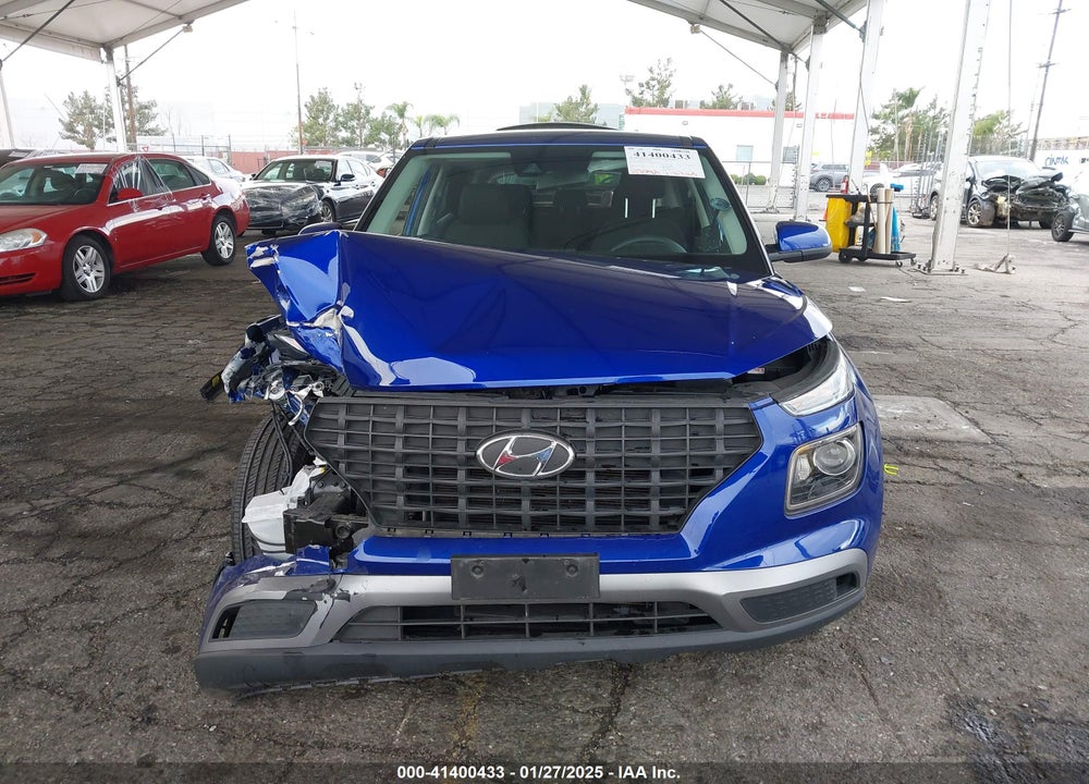 2022 HYUNDAI VENUE VIN: KMHRB8A30NU134088