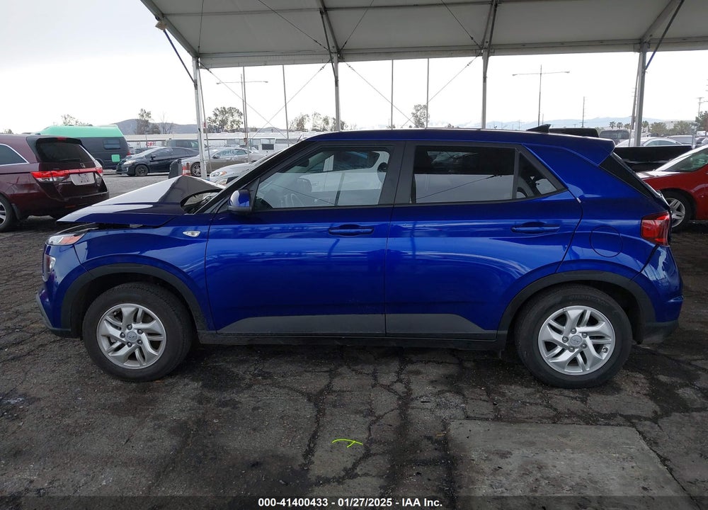 2022 HYUNDAI VENUE VIN: KMHRB8A30NU134088
