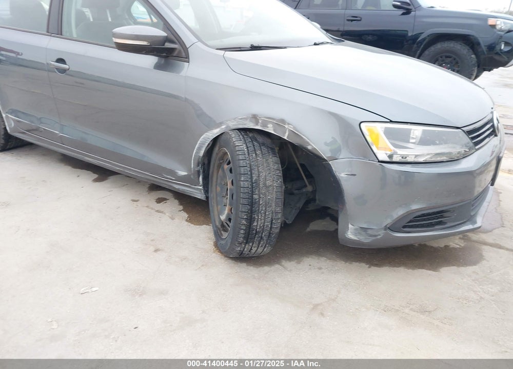 2014 VOLKSWAGEN JETTA VIN: 3VWD17AJ0EM243307