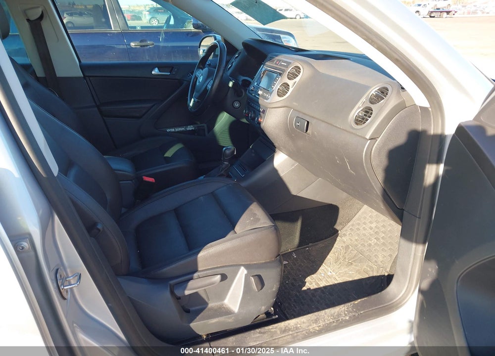 2013 VOLKSWAGEN TIGUAN S/SE/SEL VIN: WVGBV3AX7DW624660