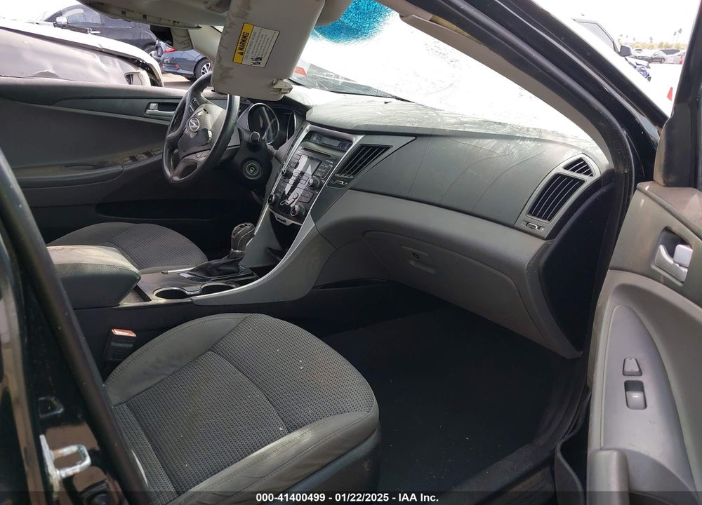 2011 HYUNDAI SONATA VIN: 5NPEB4AC1BH013779