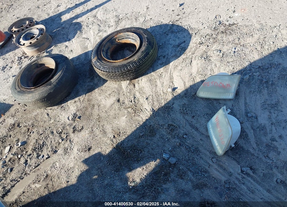 2003 FORD F-150 LARIAT/XLT VIN: 1FTRW08L63KD15656