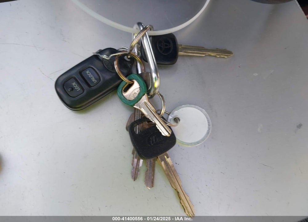 2001 TOYOTA RAV4 VIN: JTEHH20V910084657