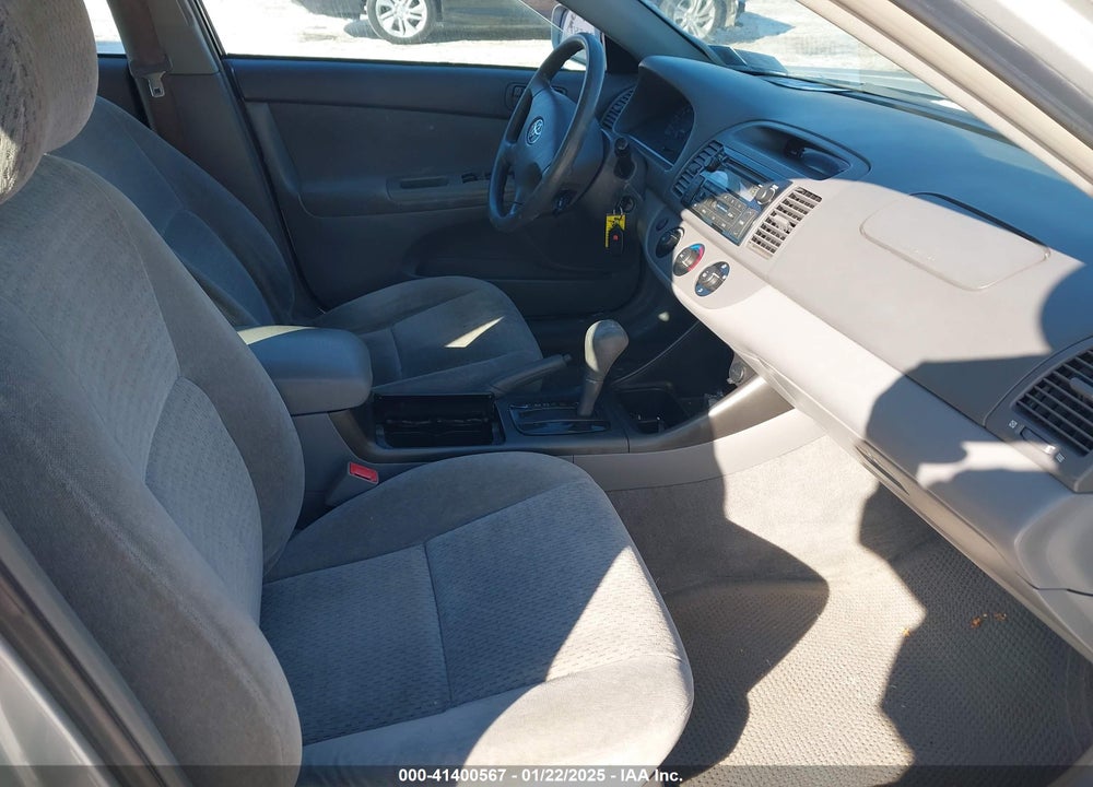 2002 TOYOTA CAMRY LE VIN: 4T1BE32K32U538094