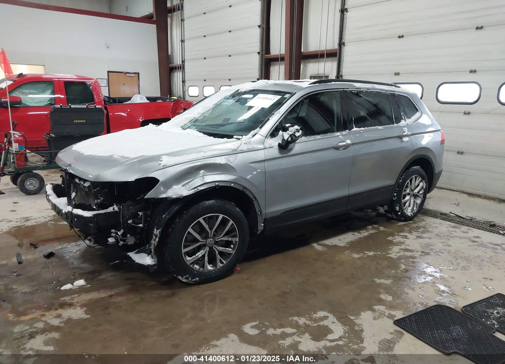 2019 VOLKSWAGEN TIGUAN 2.0T SE/2.0T SEL/2.0T SEL R-LINE/2.0T SEL R-LINE BLACK VIN: 3VV2B7AX6KM110737